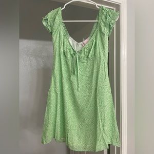 Daises, green floral dress